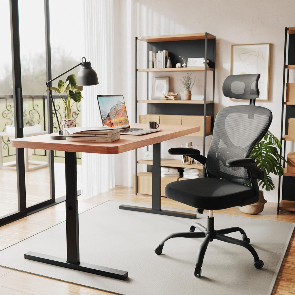 Adjustable mesh office chair
