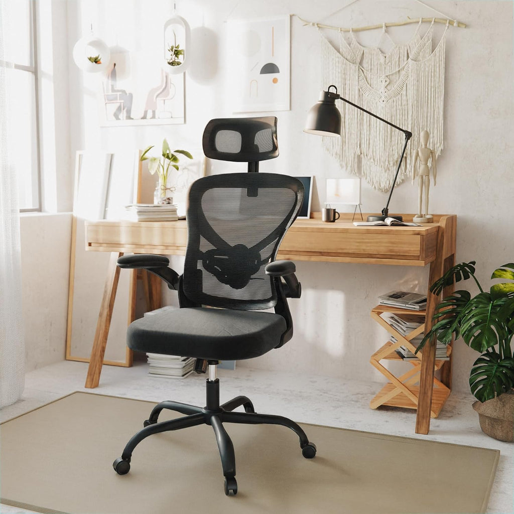 Adjustable mesh office chair